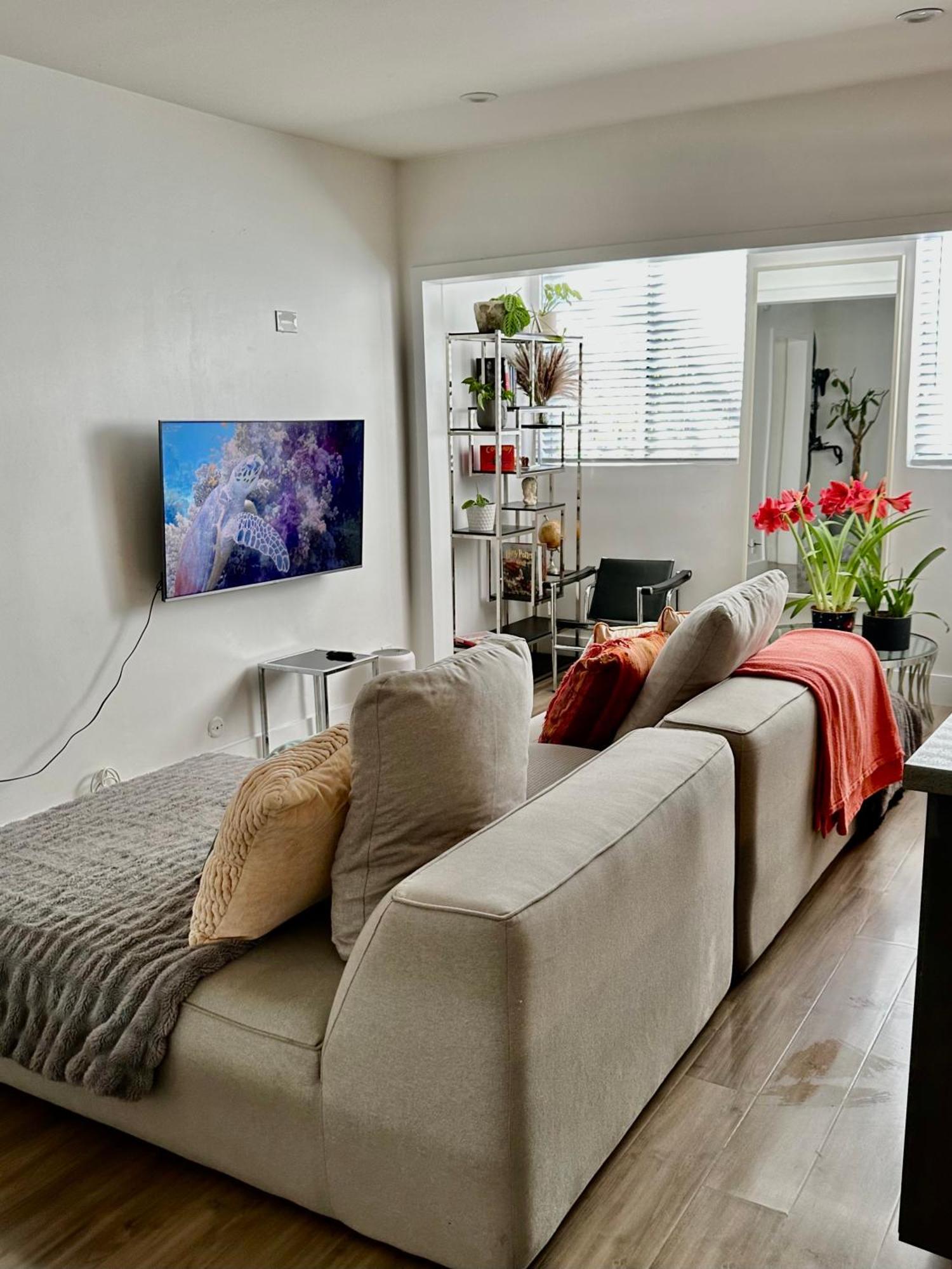 Hemingway By Luca - Free Parking Apartment Лос Анджелис Екстериор снимка